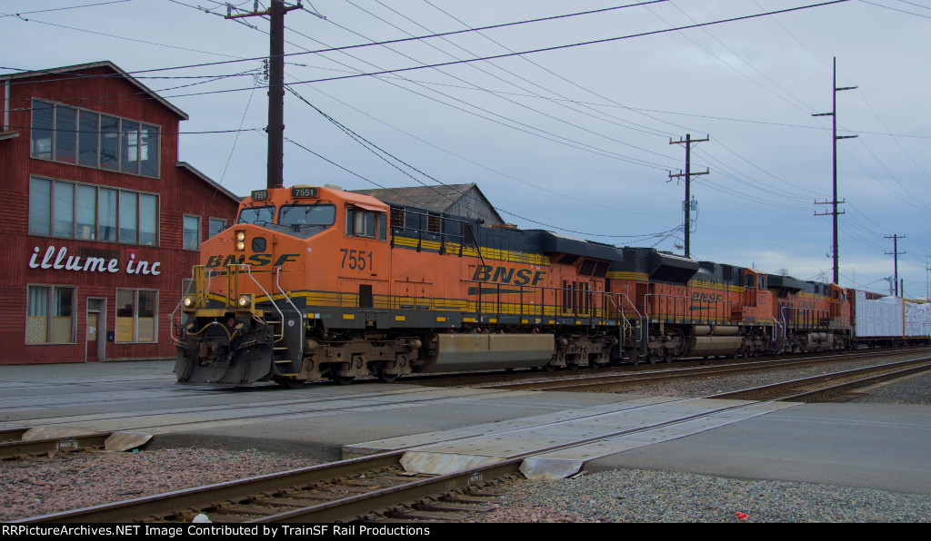 BNSF 7551 Leads a Manifest Train